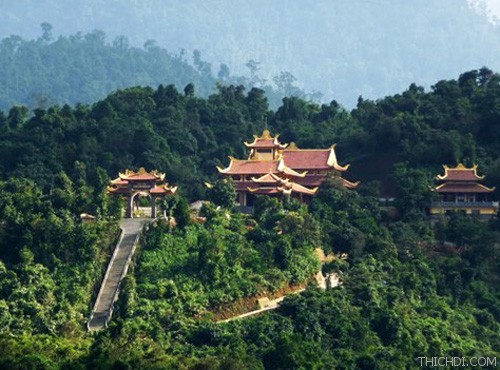 top 10 dia diem du lich noi tieng quang ninh 2 - Top 10 địa điểm du lịch nổi tiếng Quảng Ninh