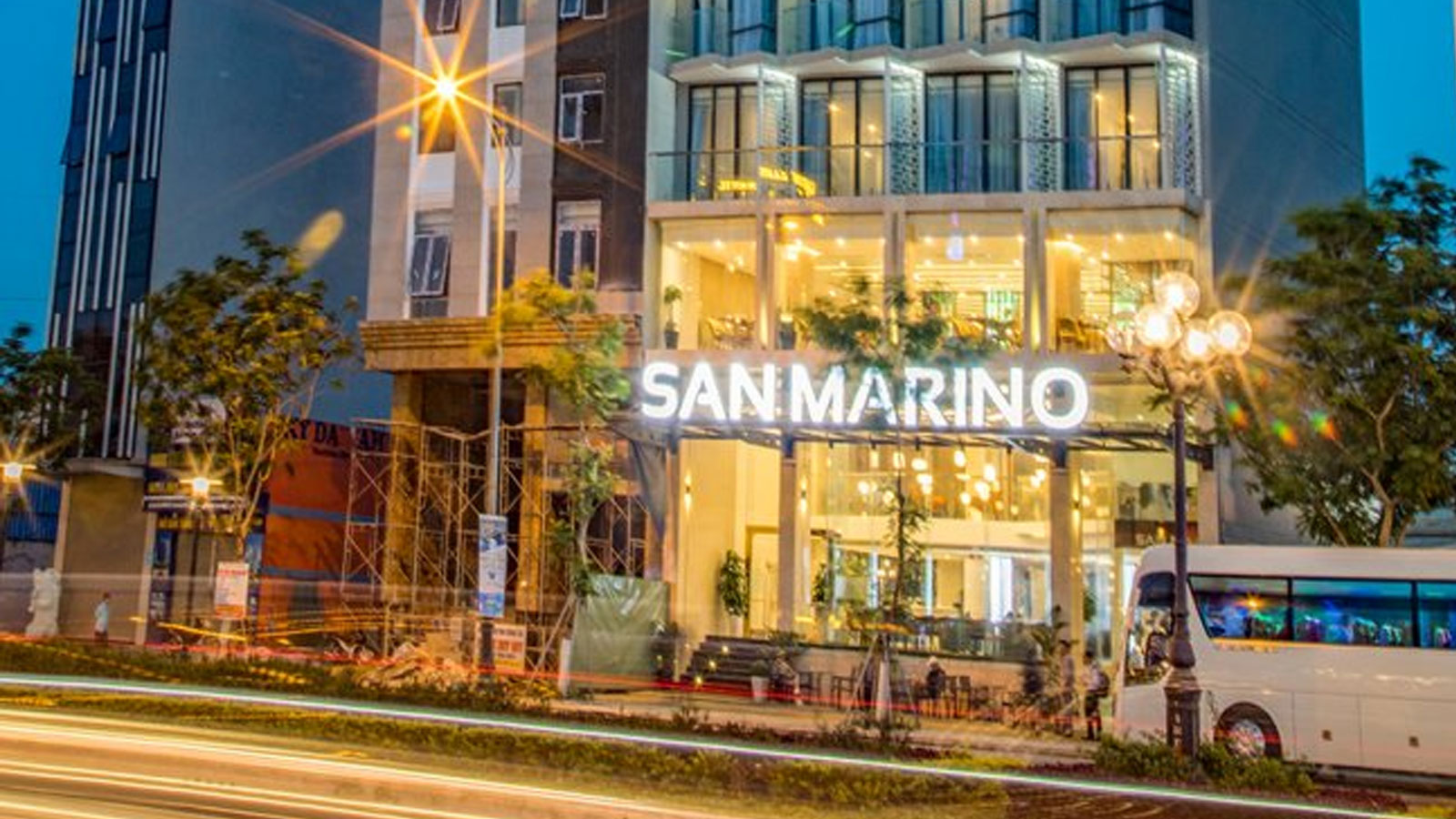 Khách sạn San Marino Boutique Đà Nẵng - Rẻ hơn đến 70%