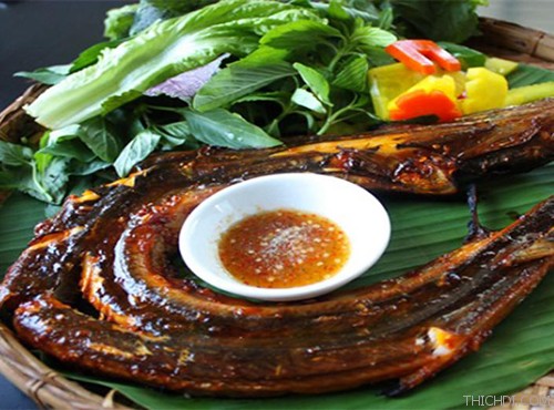 top 10 mon an noi tieng khong nen bo qua khi du lich binh dinh 2 - Top 10 món ăn nổi tiếng không nên bỏ qua khi du lịch Bình Định