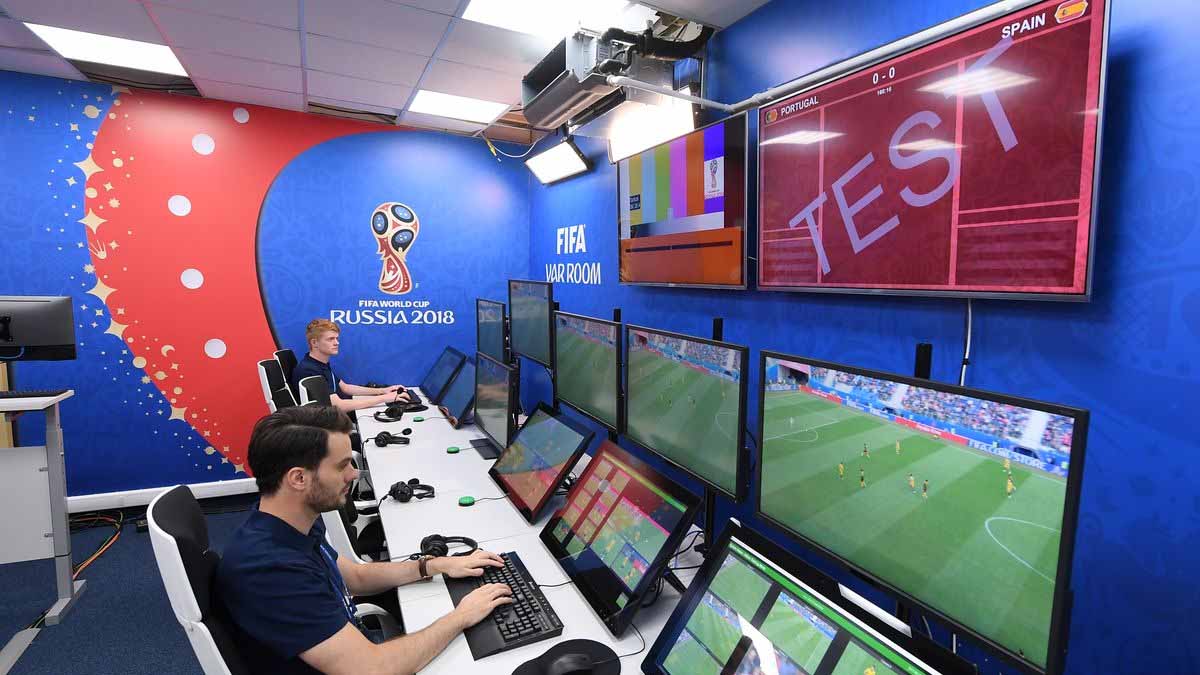VAR là gì? Check Var là gì trên Facebook, Tiktok